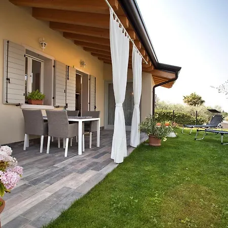 Camilla Apartment Lazise