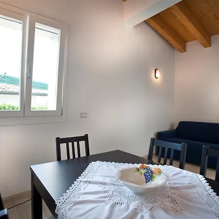 Camilla Apartment Lazise